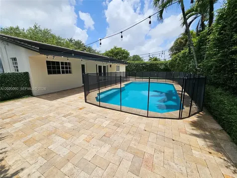 14001 Cypress Court Miami Lakes FL 33014