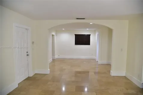 14001 Cypress Court Miami Lakes FL 33014
