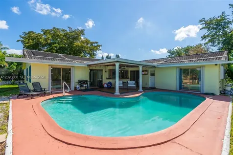 3671 NW 98th Terrace Coral Springs FL 33065