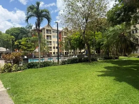 8180 Geneva Court Doral FL 33166