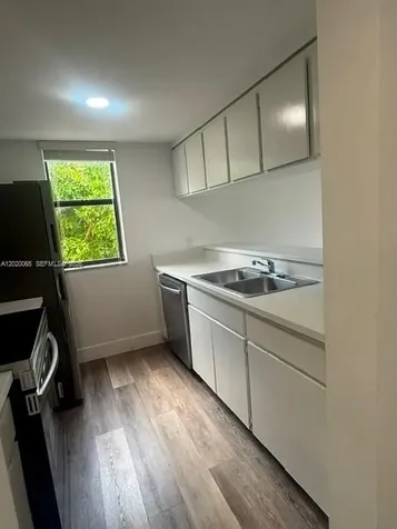 8180 Geneva Court Doral FL 33166