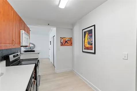401 69th Street Miami Beach FL 33141