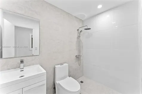 842 Meridian Avenue Miami Beach FL 33139