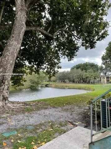 4028 NW 87th Avenue Sunrise FL 33351
