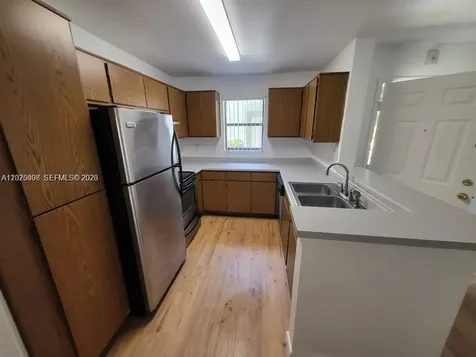 4028 NW 87th Avenue Sunrise FL 33351
