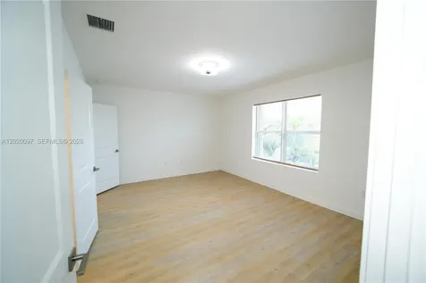 542 NE 6th Place Florida City FL 33034