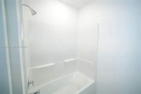 542 NE 6th Place Florida City FL 33034