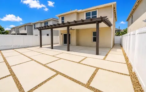 542 NE 6th Place Florida City FL 33034
