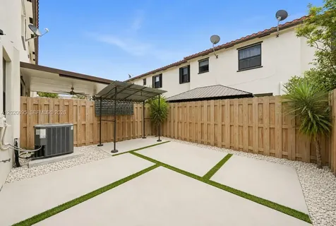 11428 SW 252nd Street Homestead FL 33032