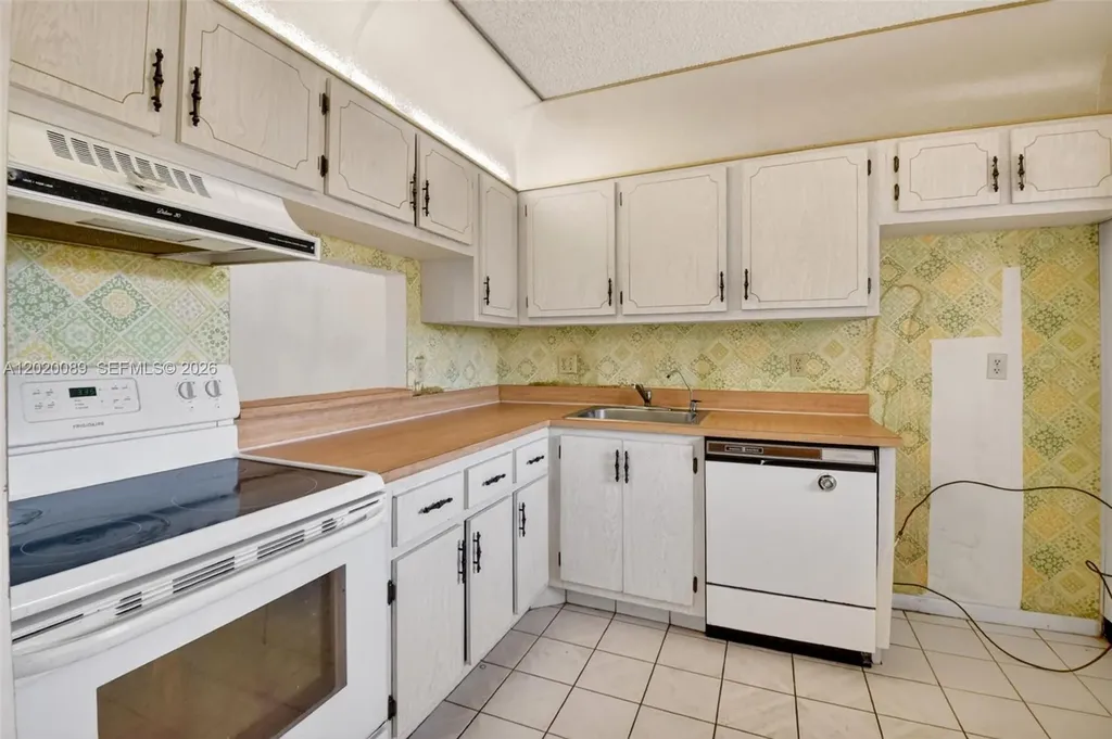 2901 Fiore Way Delray Beach FL 33445