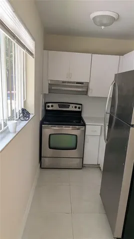 1194 NW 19th Avenue Miami FL 33125