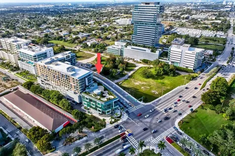 21290 Biscayne Aventura FL 33180
