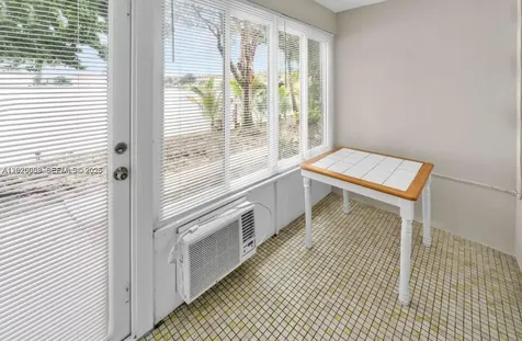 18801 NE 2nd Avenue Miami FL 33179