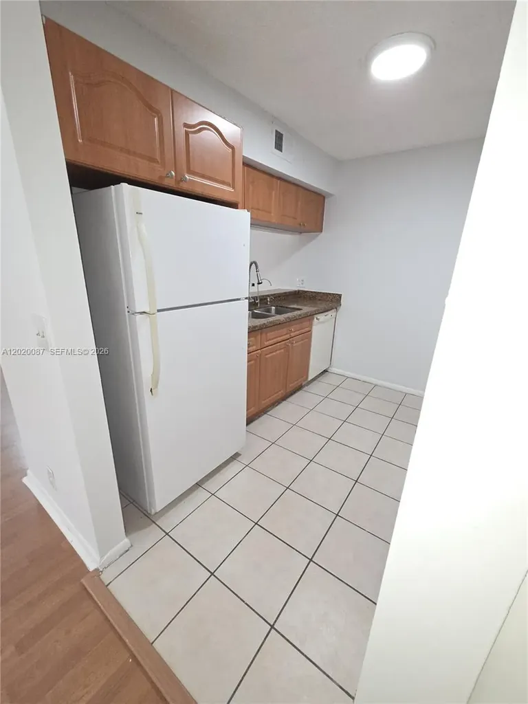 8886 SW 3rd Street Pembroke Pines FL 33025