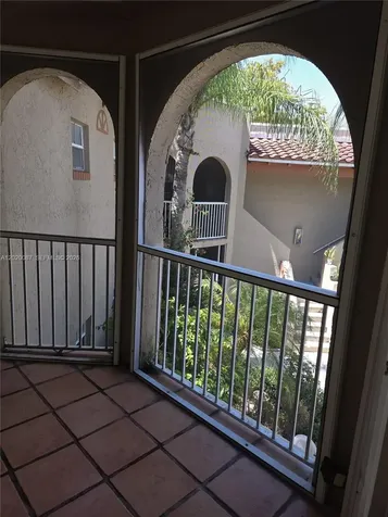 8886 SW 3rd Street Pembroke Pines FL 33025