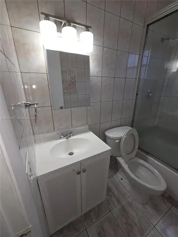 8886 SW 3rd Street Pembroke Pines FL 33025