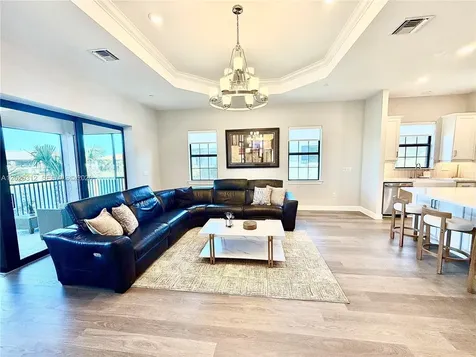 15323 Lucerna Naples FL 34114