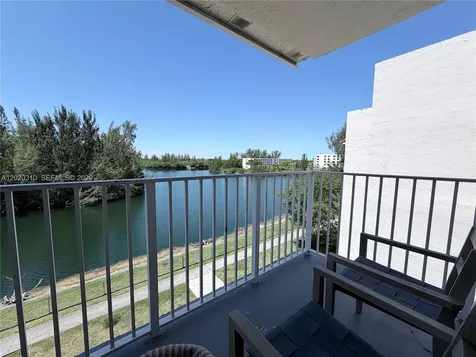 8240 SW 210th Street Cutler Bay FL 33189