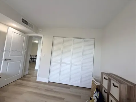 8240 SW 210th Street Cutler Bay FL 33189