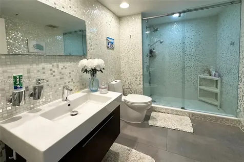 2000 N Bayshore Drive Miami FL 33137