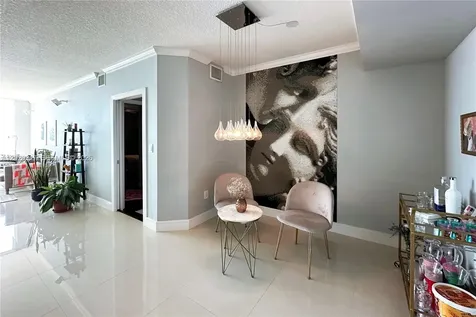 2000 N Bayshore Drive Miami FL 33137