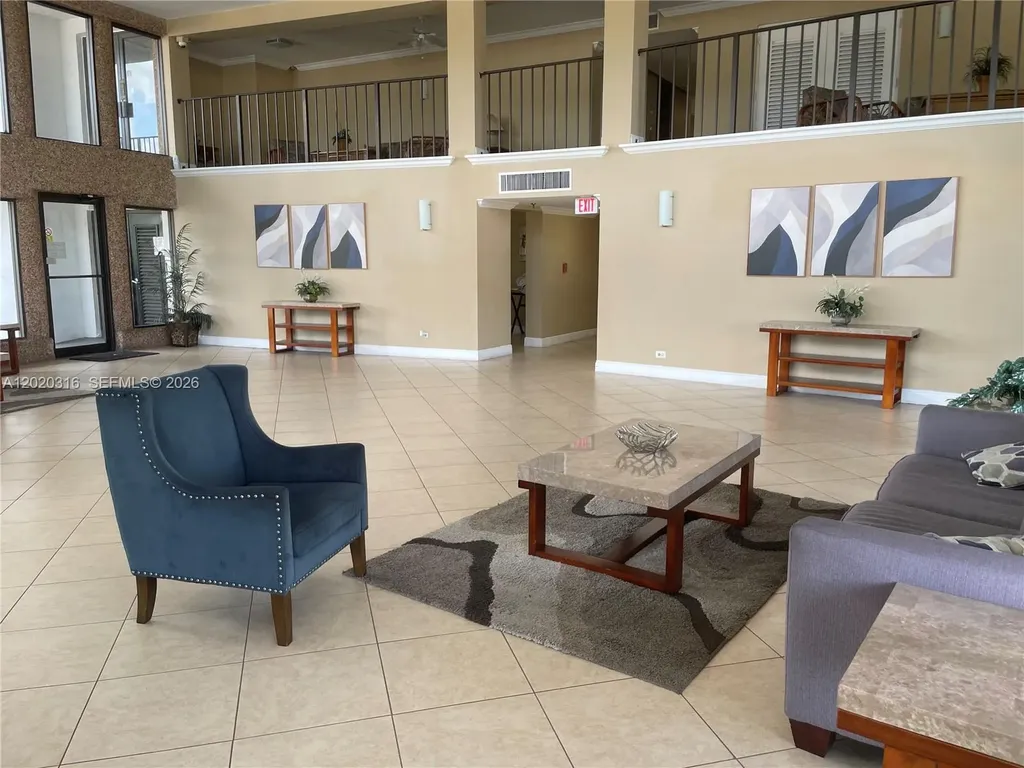 9235 SW 8th Street Boca Raton FL 33428