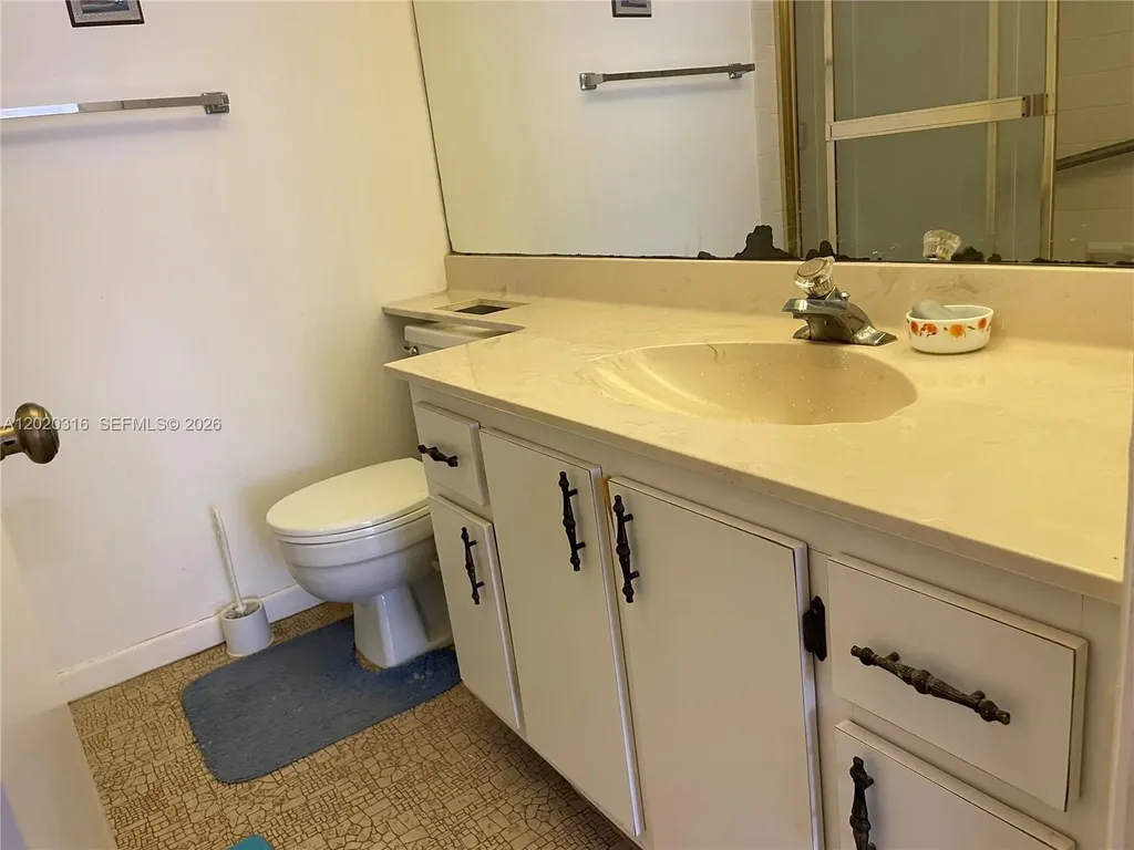 9235 SW 8th Street Boca Raton FL 33428