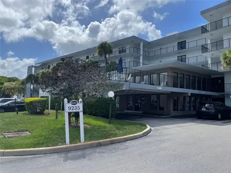 9235 SW 8th Street Boca Raton FL 33428