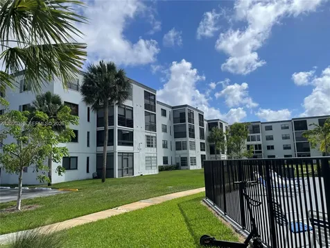 9235 SW 8th Street Boca Raton FL 33428