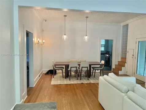 27 NE 49th Street Miami FL 33137