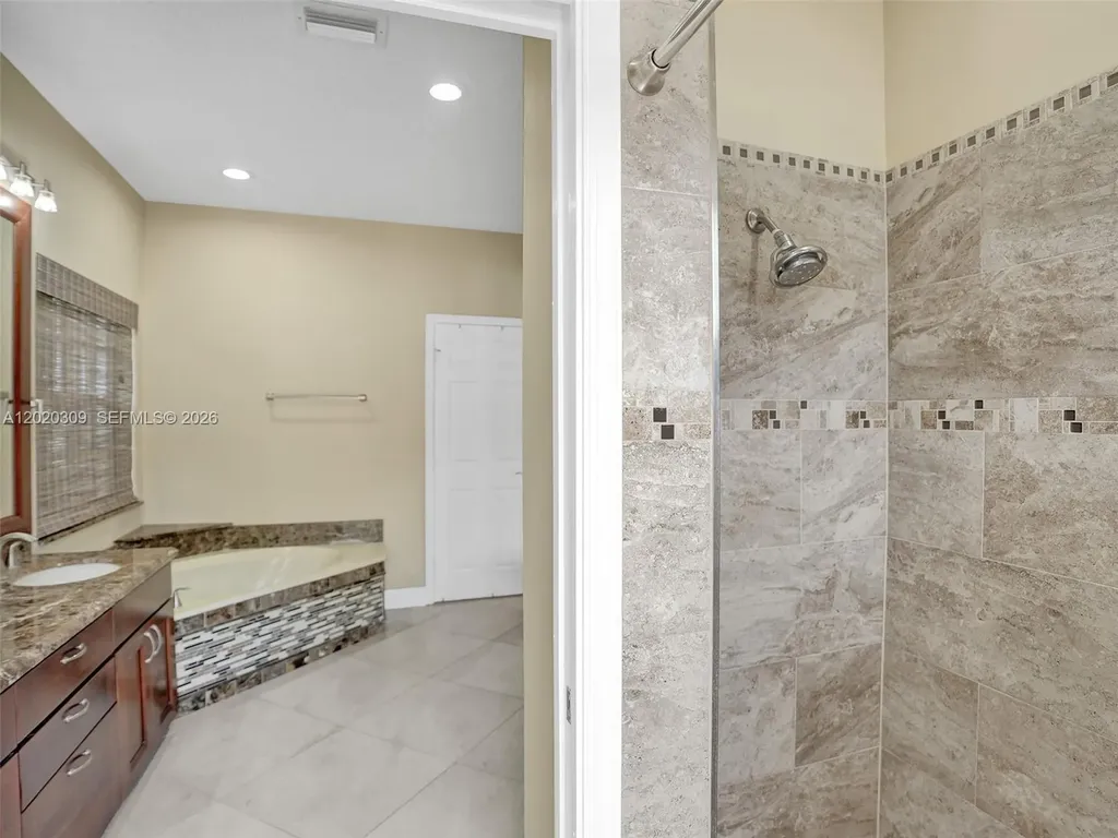 4077 NW 83rd Lane Coral Springs FL 33065