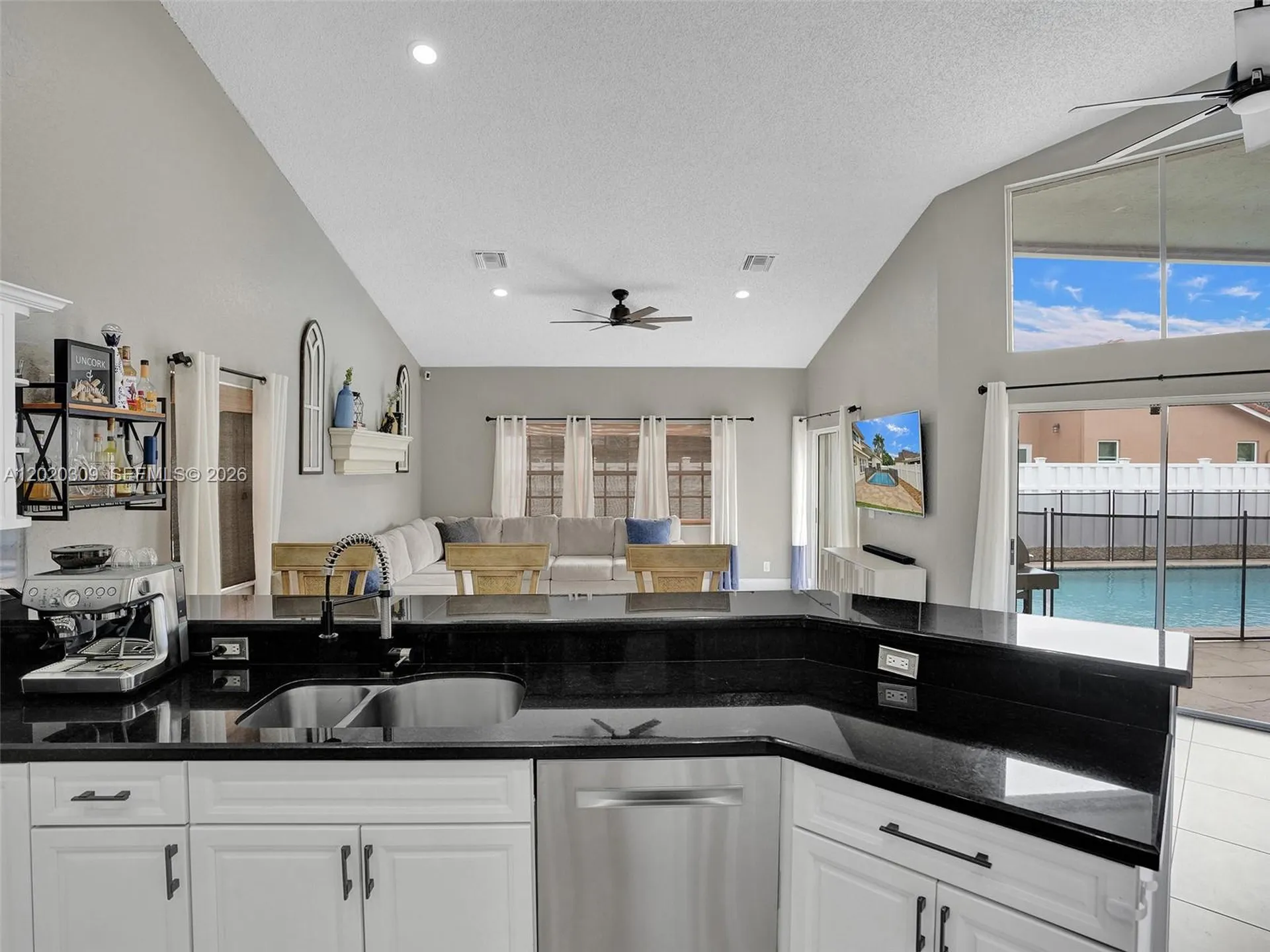 4077 NW 83rd Lane Coral Springs FL 33065