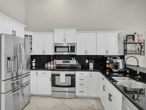 4077 NW 83rd Lane Coral Springs FL 33065