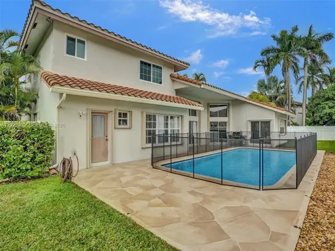 4077 NW 83rd Lane Coral Springs FL 33065