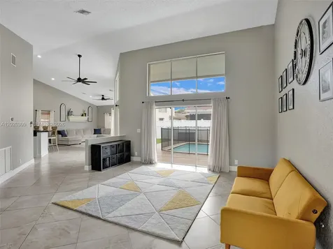 4077 NW 83rd Lane Coral Springs FL 33065