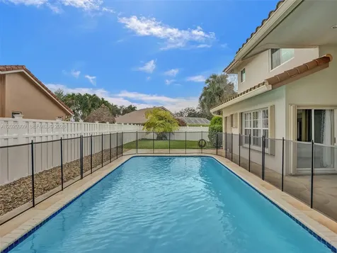 4077 NW 83rd Lane Coral Springs FL 33065