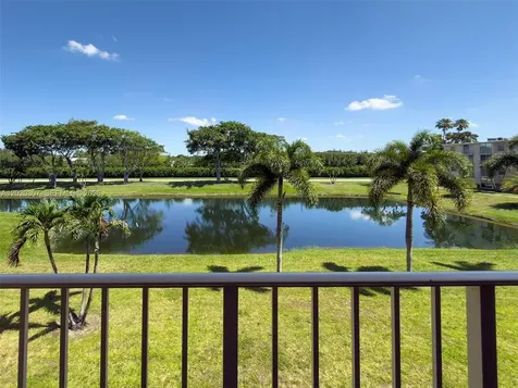 7145 Huntington Lane Delray Beach FL 33446