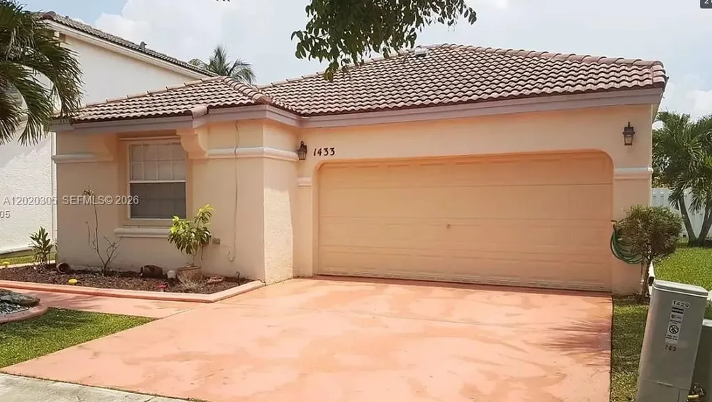 1433 NW 153rd Avenue Pembroke Pines FL 33028