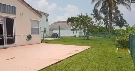 1433 NW 153rd Avenue Pembroke Pines FL 33028