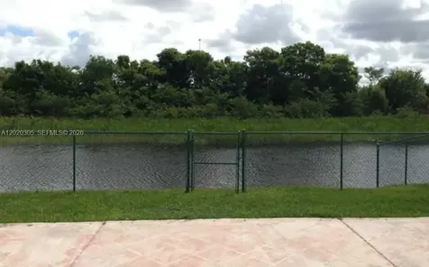 1433 NW 153rd Avenue Pembroke Pines FL 33028