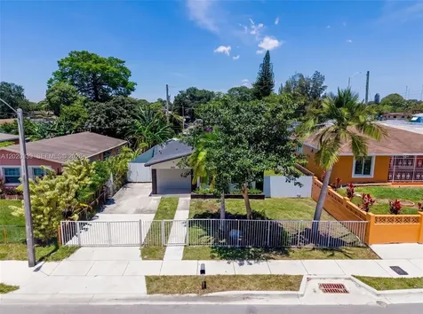 2221 NW 170th Street Miami Gardens FL 33056