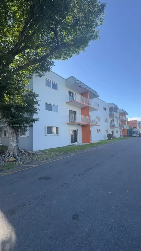 11309 SW 200th Street Miami FL 33157