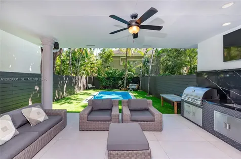 3167 Mary Street Miami FL 33133