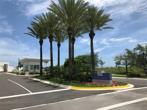 14951 Royal Oaks Lane North Miami FL 33181