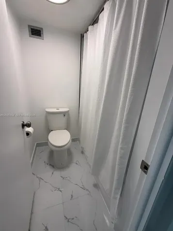 6039 Collins Avenue Miami Beach FL 33140