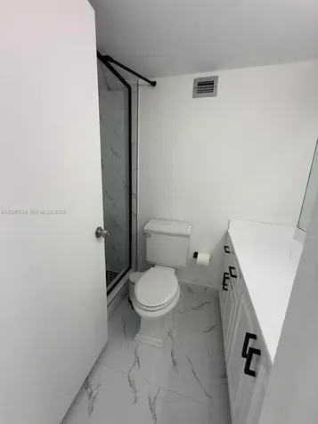 6039 Collins Avenue Miami Beach FL 33140