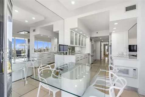 20281 E Country Club Drive Aventura FL 33180