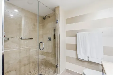20281 E Country Club Drive Aventura FL 33180