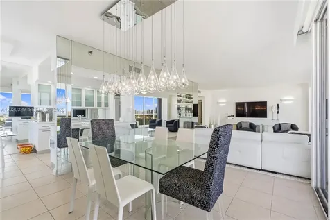 20281 E Country Club Drive Aventura FL 33180