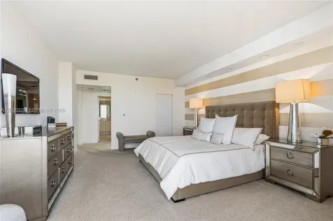 20281 E Country Club Drive Aventura FL 33180
